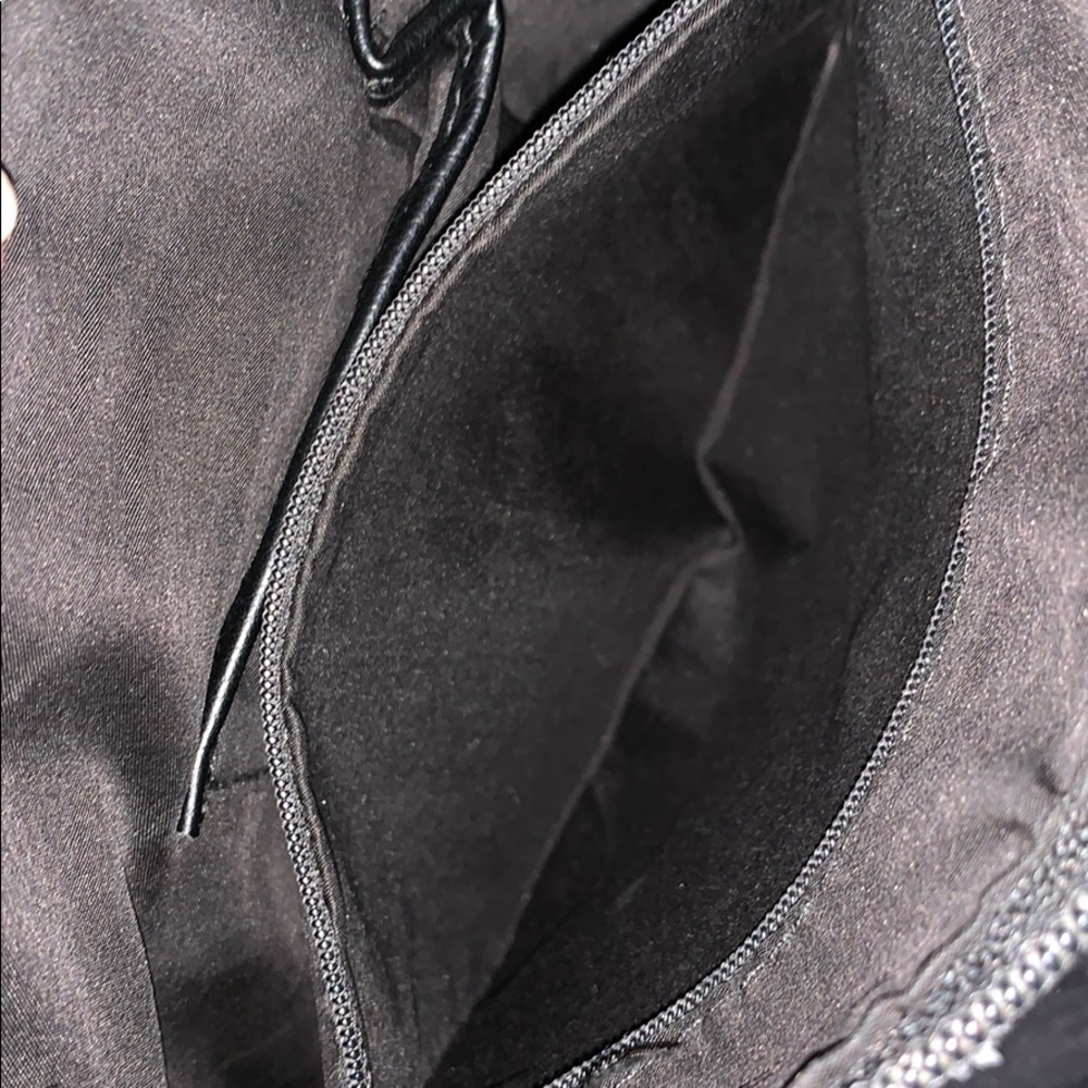 Purse - Picture 5 of 6